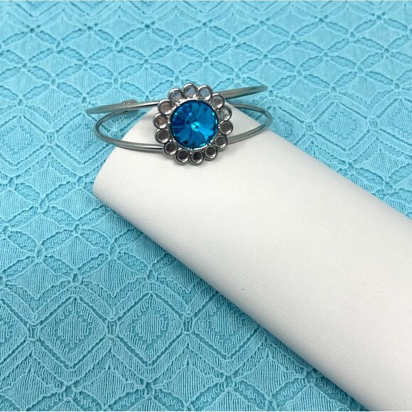 3 Silver-Tone Bangle Bracelets‎ With Blue Purple & Green Beads - Picture 3 of 7